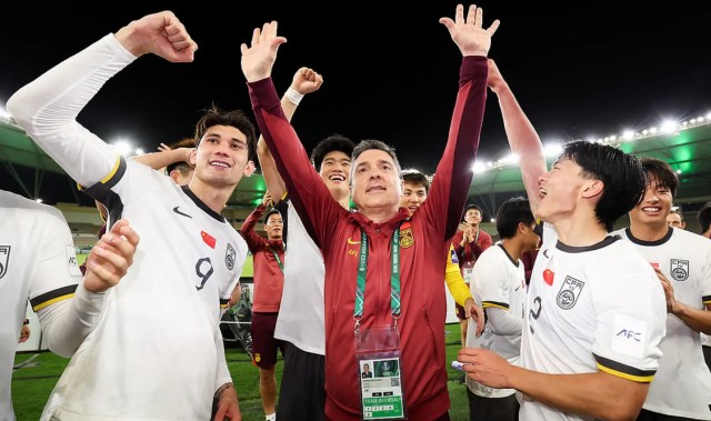 九游手机版-韩媒：中国队疯了！他们的表现比韩国队还好