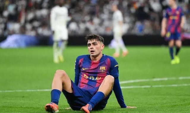 九游手机版-巴萨大腿伤了！曝佩德里右腿腿筋受伤 预计伤停1个月